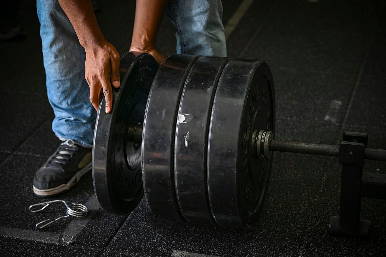 Tempo Training for Strength: How Slowing the Lift Makes Men Over 35 Bigger