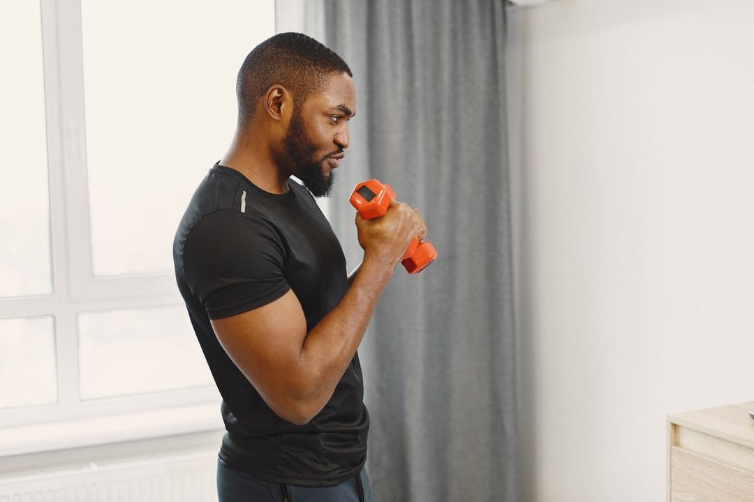 Progressive Overload Without a Gym: A Four-Week Dumbbell Plan